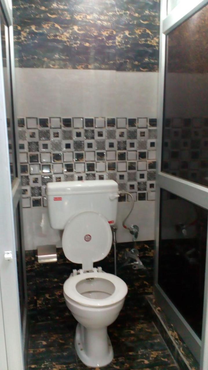 Blue Eye Backpackers Hostel Amritsar Exterior foto