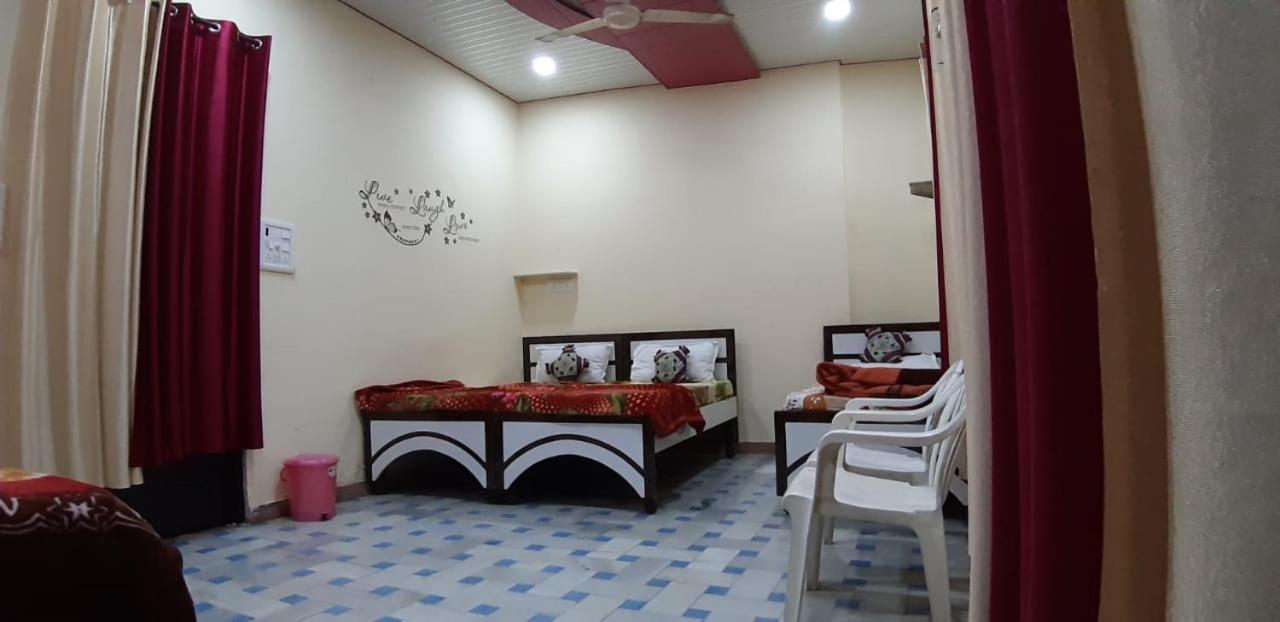 Blue Eye Backpackers Hostel Amritsar Exterior foto